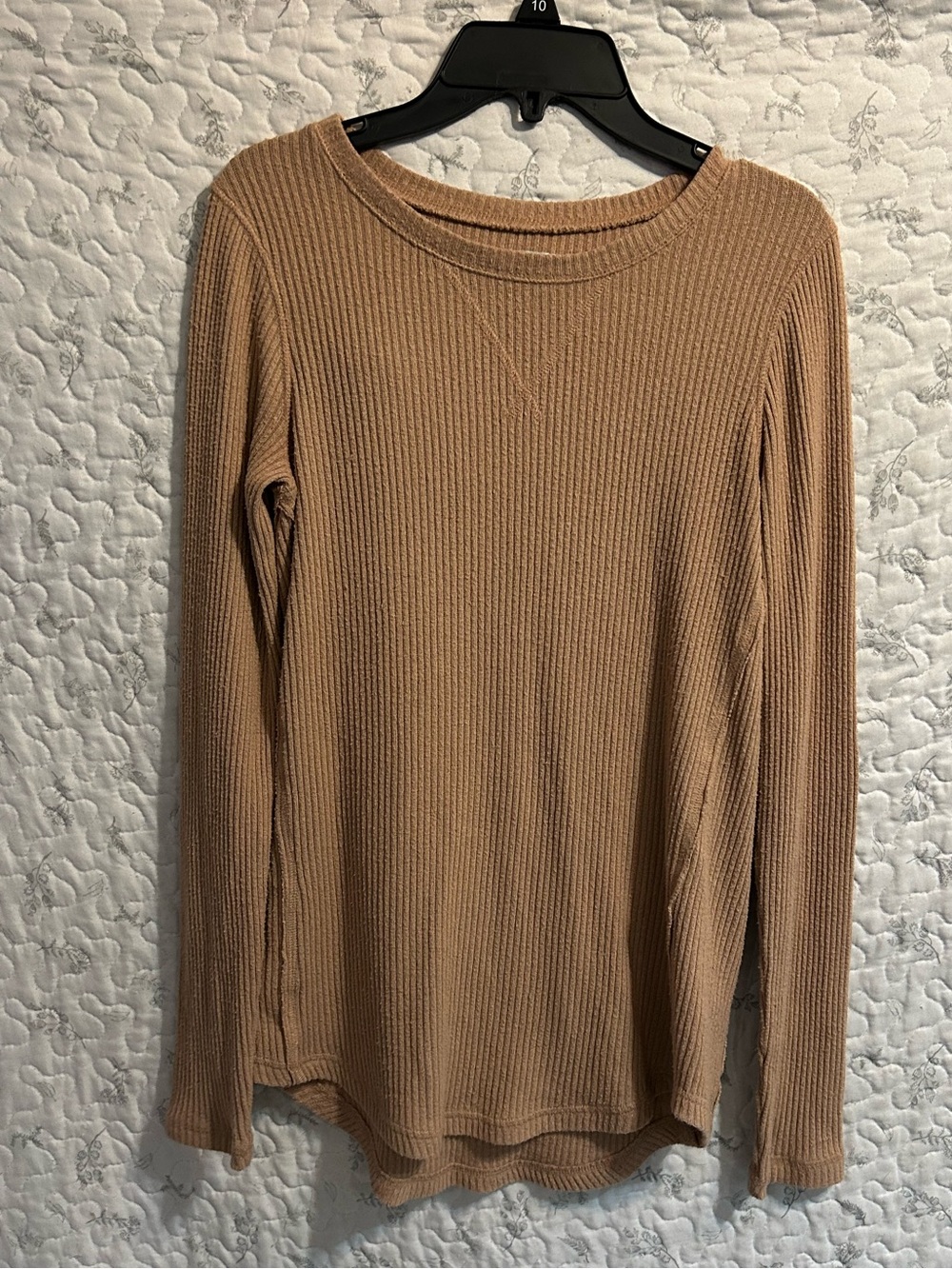 Abercrombie & Fitch Ribbed Crewneck Sweater in Camel Brown